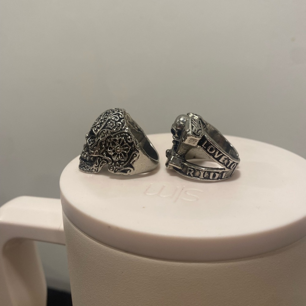Gothic rings - Picture 5 of 8